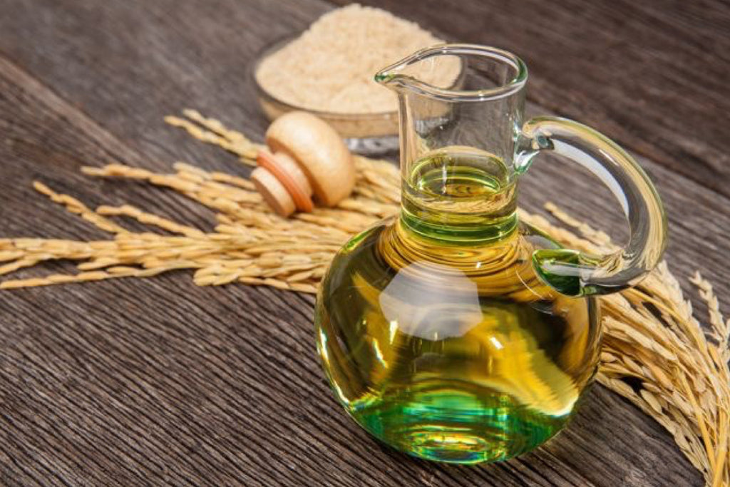 Ingredient Spotlight: Rice Bran Oil Benefits For Skin – MŪN